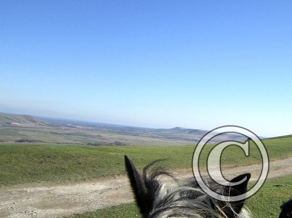 Posing on Kingston cliffs