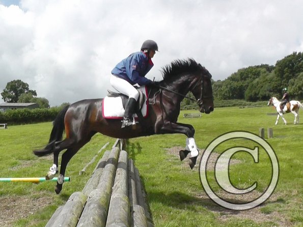 Nikki and Rhi XC (2)