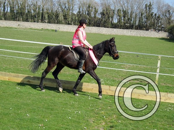 Scarlett riding Fluke (5)