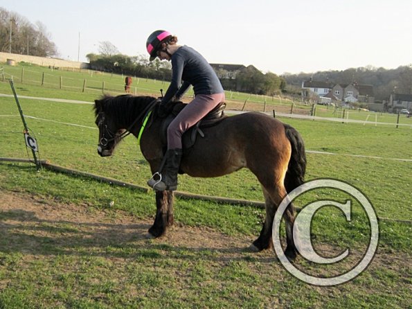 Julia riding Appley (3)