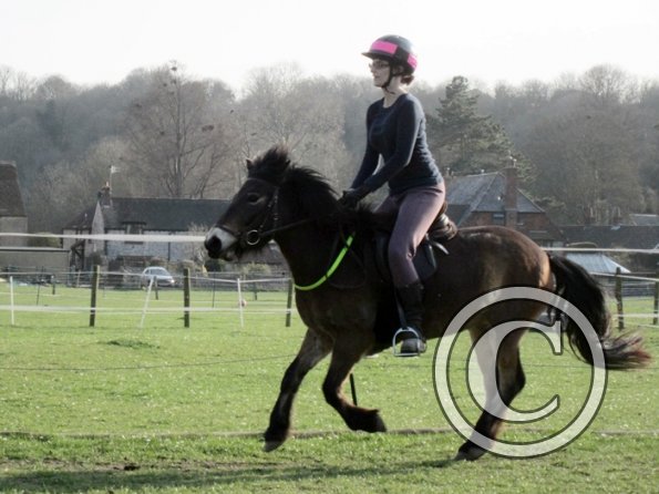Julia riding Appley (9)