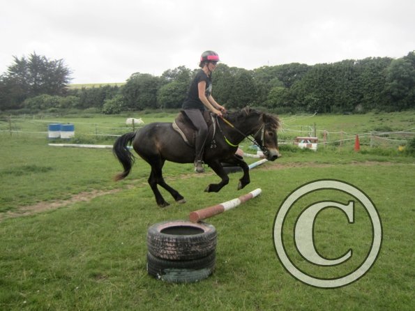 Julia jumping Dangel (11)