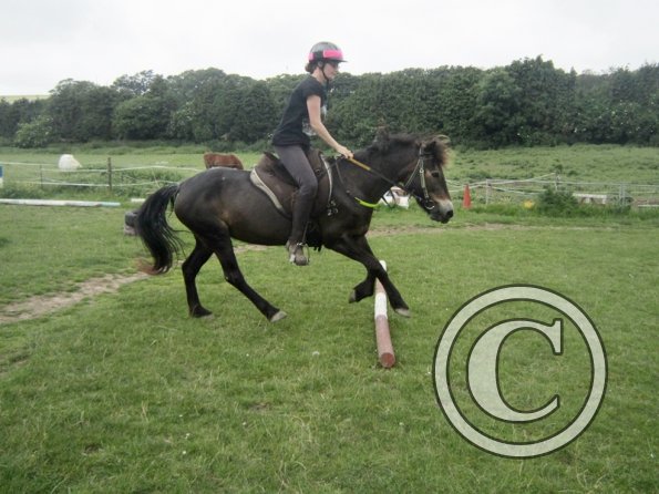 Julia jumping Dangel (9)