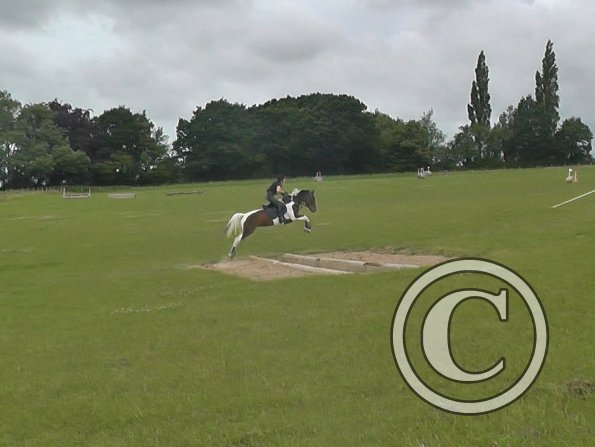 Anna & Ghost Comphurst (12)