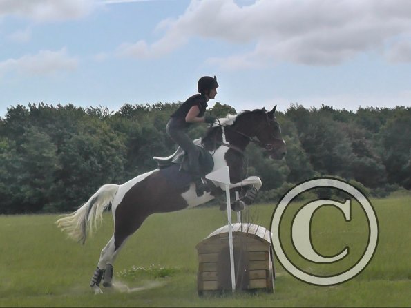 Anna & Ghost Comphurst (2)