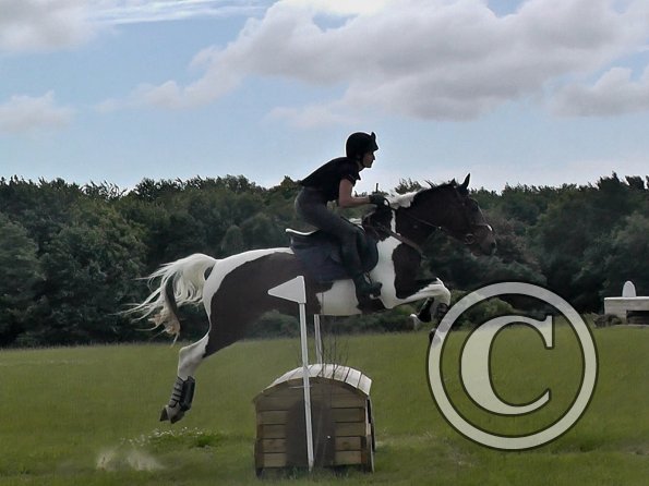 Anna & Ghost Comphurst (3)