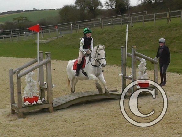 Frankie and Pip jump (7)