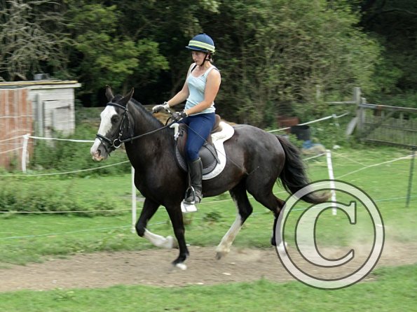 Anna schooling Jessie (4)