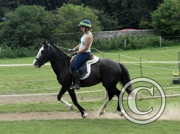 Anna schooling Jessie (9)