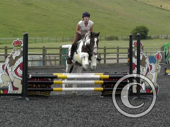 Anna and Lance jumping (8)