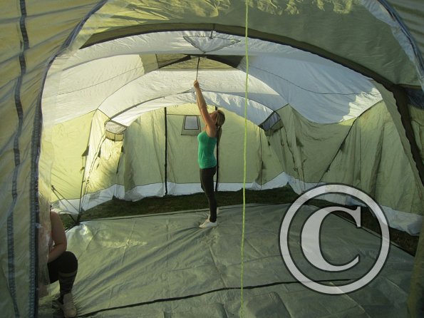 b Tent (3)