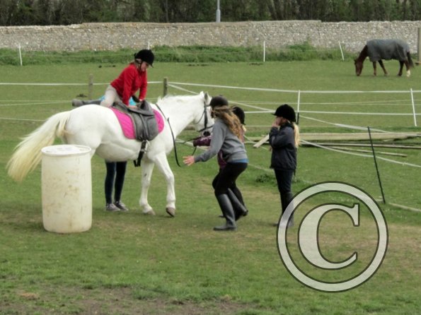 In hand obstacle race (4)