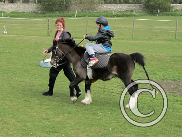 In hand obstacle race (8)