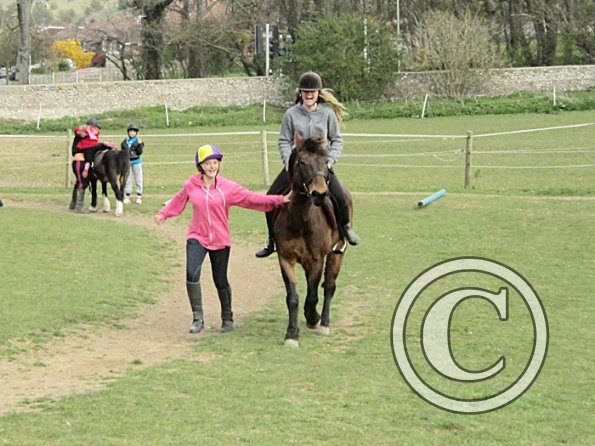 Trot away walk back race (10)