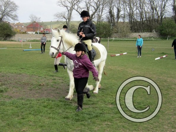 Trot away walk back race (6)